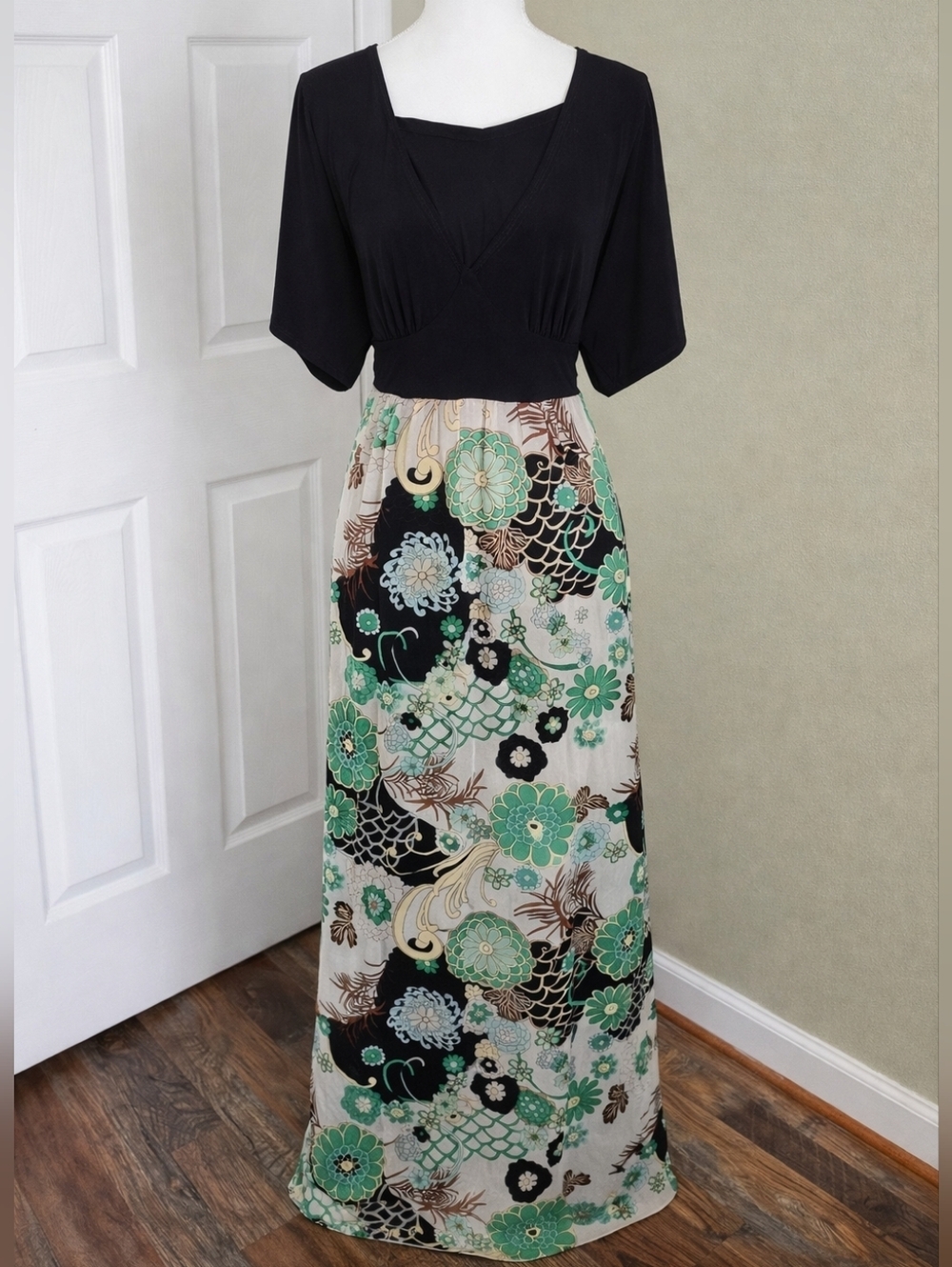 Bisou Bisou Maxi Dress 14 Black Sweetheart Neck Dolman Sleeve Floral Modest Boho